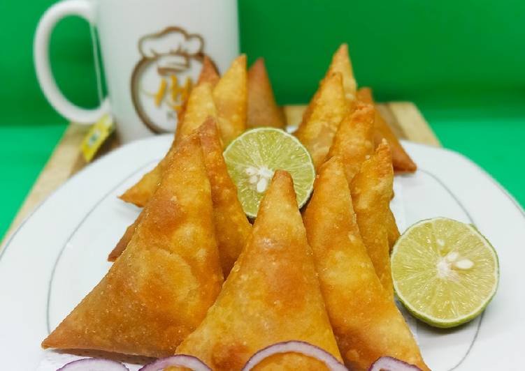Step-by-Step Guide to Make Super Quick Homemade Samosa | Easy Recipe For Collage Students