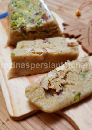 عکسی از دستور حلوای بادام بدون پخت