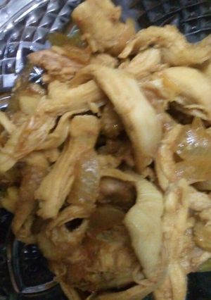 Foto resep Ayam suir sederhana #berburucelemekemas #revolusi2019