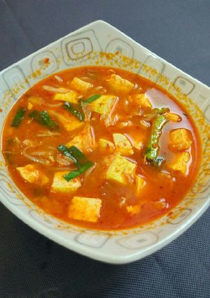 Foto resep Sup Tahu Asem Manis Pedas ala Korea (tanpa telur)
