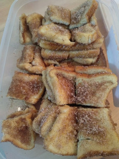 Una foto de Torrijas de azúcar y canela