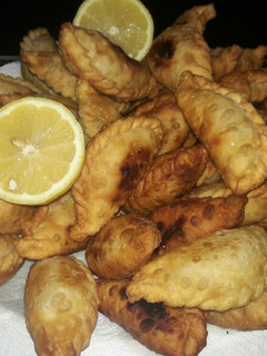 Una foto de Empanadas de pollo!