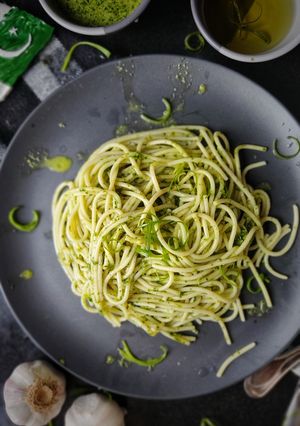 A picture of Green Chutney Noodles.