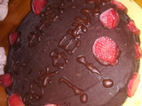 Pastel de chocolate y fresas