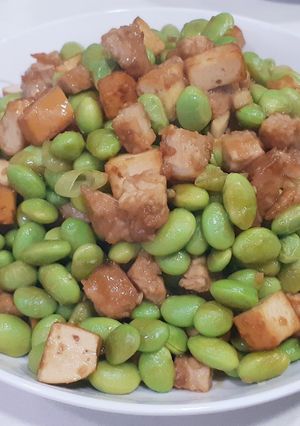 毛豆仁炒豆干丁 的食譜成品照片