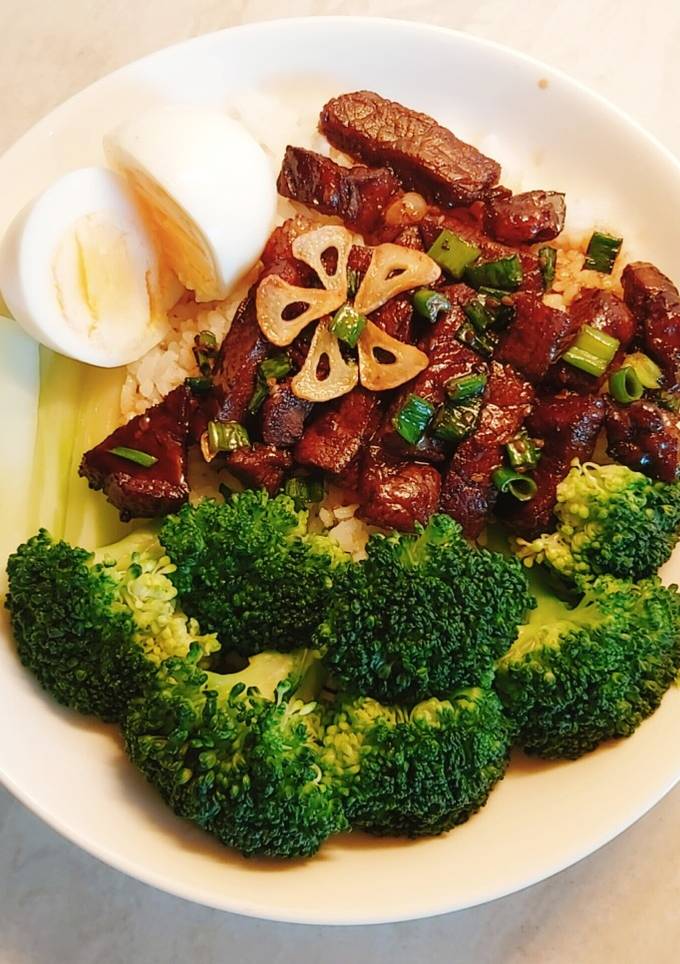 Hình của món Bò sốt Teriyaki.