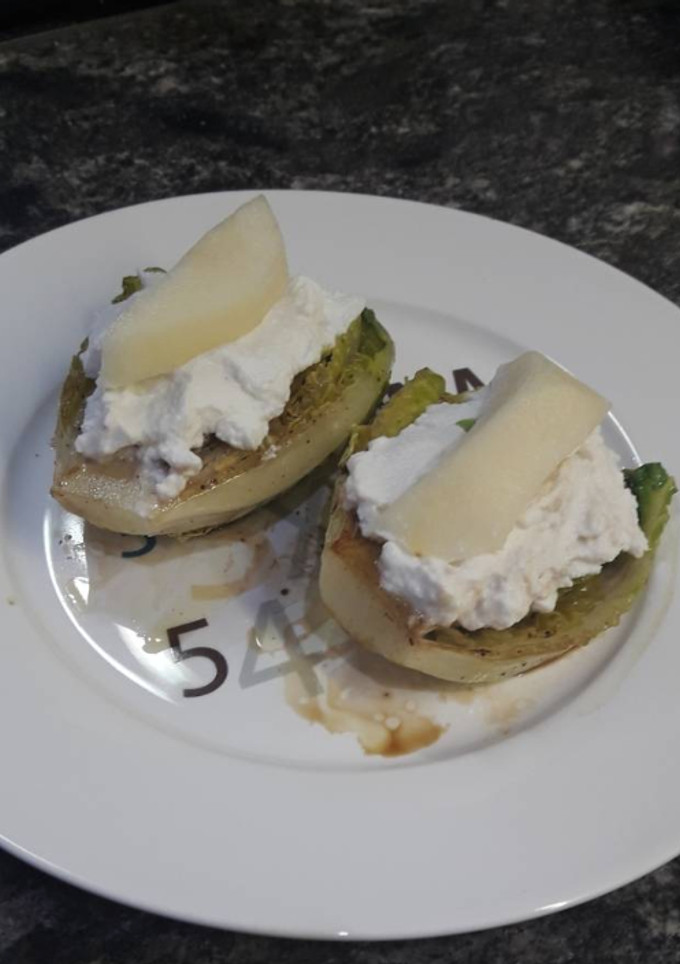 Una foto de Cogollos con Ricotta y pera