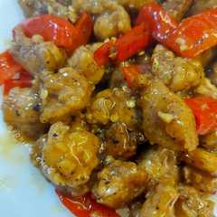 รูปของ Ayam Popcorn Lada Hitam (Tepung Mocaf)