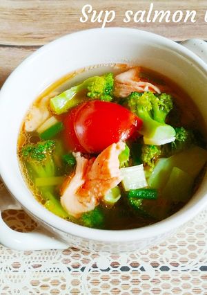 Foto resep Sup salmon brokoli #SelasaBisa