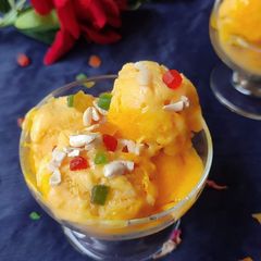 A picture of Mango Ice-cream.