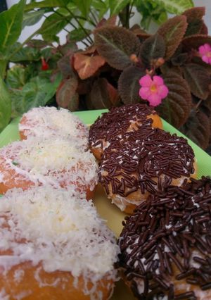 Foto resep Donut water roux by fah umi yasmin