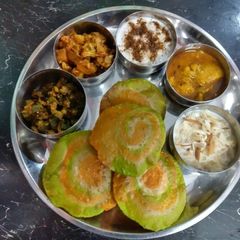 Tri-colour puri A picture of Tri-colour puri.