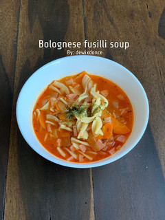 Foto resep Bolognese fusilli soup