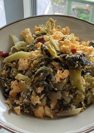 รูปของ HOWTO - "ผักกาดดองเปรี้ยวผัดไข่" เมนูเด็ด วัตถุดิบน้อย