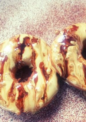 डलगोना डोनट (dalgona donut recipe in marathi) रेसिपी चे मुख्य फोटो