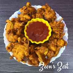 A picture of Parwal or Pointed Gourd Fritters.