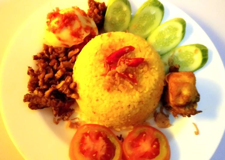 Nasi kuning resep mama