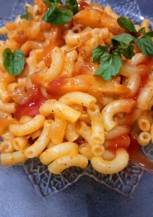 A picture of Chicken Macronies.