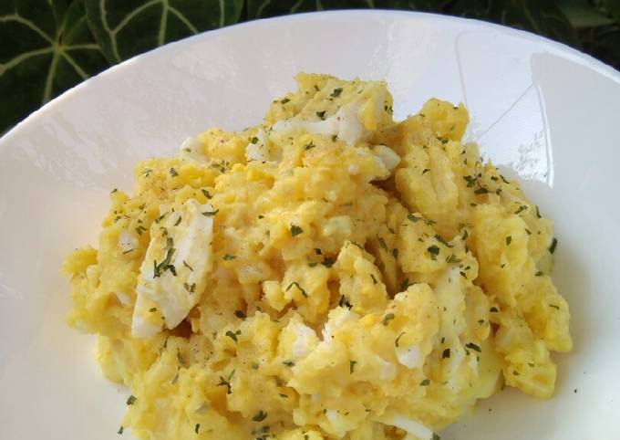 Ternyata ini loh! Cara  bikin Eggs And Potato Salad yang nikmat