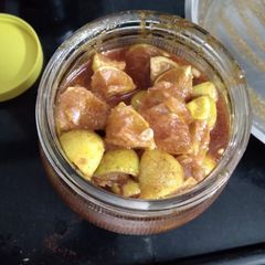 A picture of Lemon Pickle.