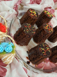 عکسی از دستور کاپ کیک بدون فر و همزن 😋