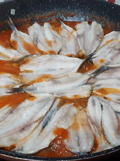Una foto de Boquerones con tomate y judías verdes