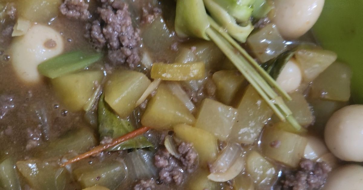 Semur daging sapi giling puyuh dan kentang selera anak anak