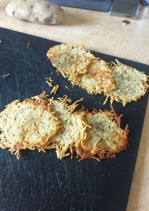 A picture of Parmesan crisps.