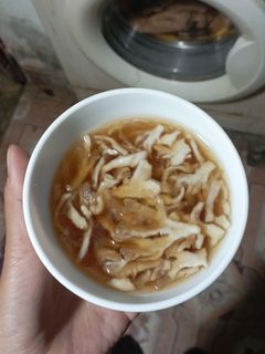 Hình của món Chè rau câu chân vịt.
