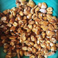 A picture of 🥜 mani tostado dulce.