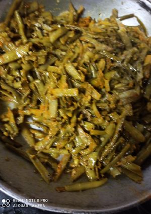 ग्वार की फली(gwar fali ki sabzi recipe in hindi) रेसिपी मुख्य फोटो