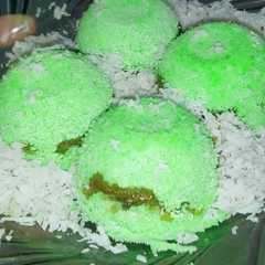 รูปของ Putu simple