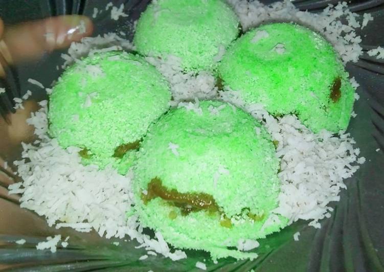 Resep Putu simple yang Enak