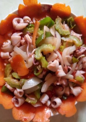 Hình của món Mực xào thập cẩm.