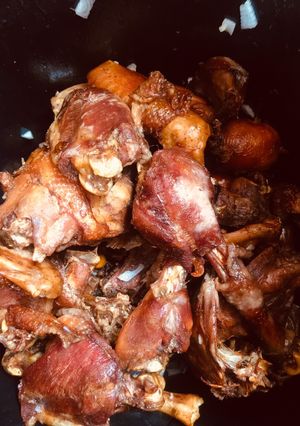 A picture of Fried chicken 🍗.