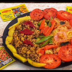 Maggi Vermicelli Sprouts Tawa Veg Sizzler A picture of Maggi Vermicelli Sprouts Tawa Veg Sizzler.