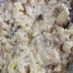 A picture of Cauliflower white korma.