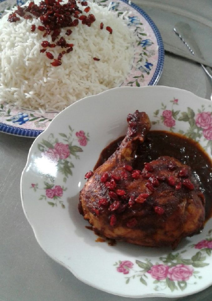 عکسی از دستور مرغ رب اناری