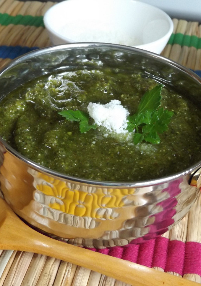 Una foto de Salsa verde para pasta