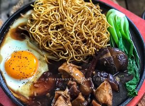 Gambar 🇨🇳 SIZZLING YEE MEE