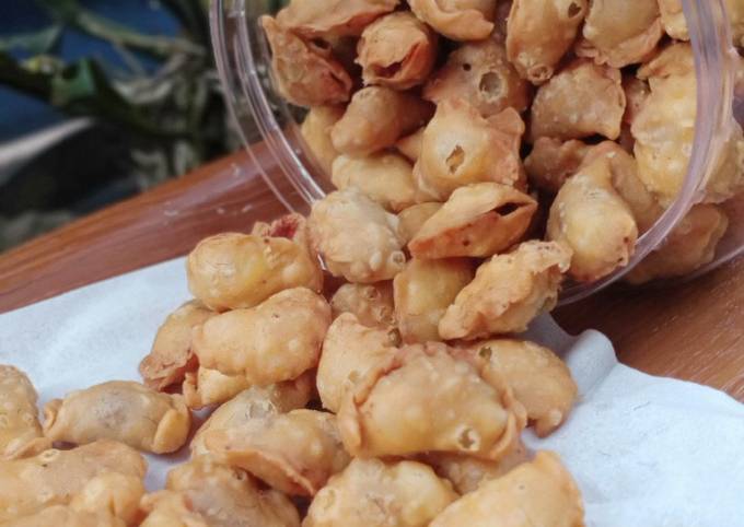 Resep Pastel Abon Mini Oleh Panny Qurrata - Cookpad