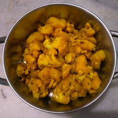 A picture of Gobhi aloo.