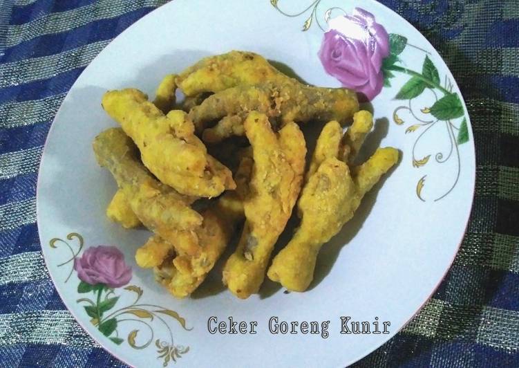 Ceker Goreng Kunir