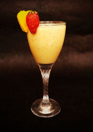 A picture of Strawberry peda lassi.