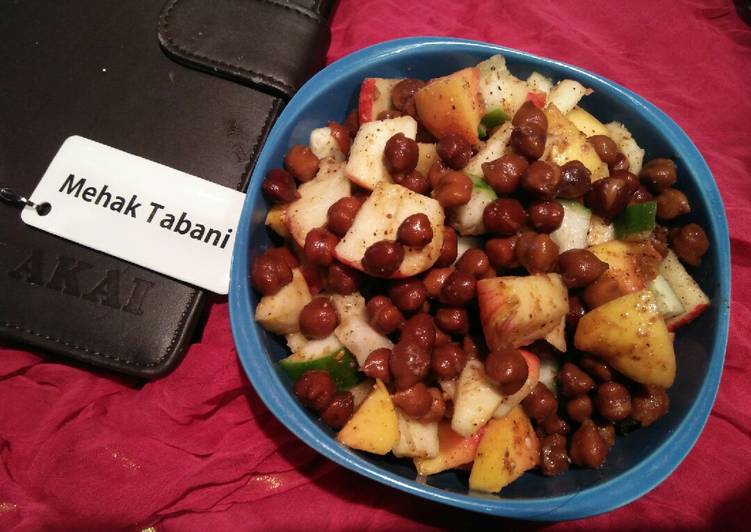 Recipe of Favorite Black chickpeas salad