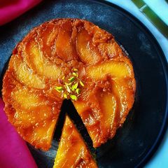 A picture of Apple upside down podapitha.