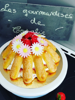 Une photo de Charlotte aux fraises