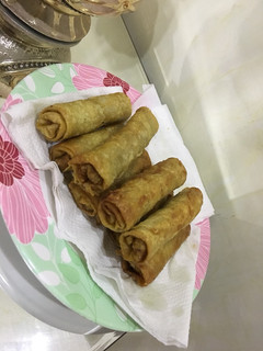 A picture of Spring rolls.