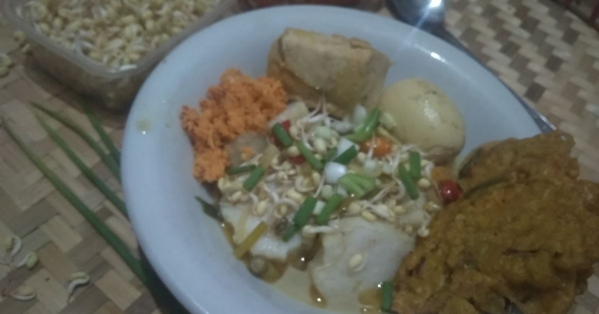 Lontong Jangan Petis ala khas Pesisir Tuban
