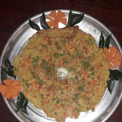 A picture of Indo Spanish omelette.